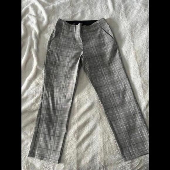 Simply Vera Vera Wang Pants - Simply Vera Vera Wang Plaid Capri Pants - Size XS